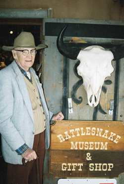 The American International Rattlesnake Museum in New Mexico contains the world's largest live rattlesnake collection